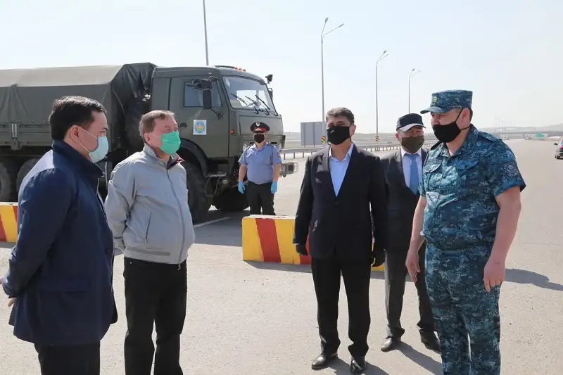 Глава Минсельхоза ознакомился с порядком перемещения фермеров через блокпосты