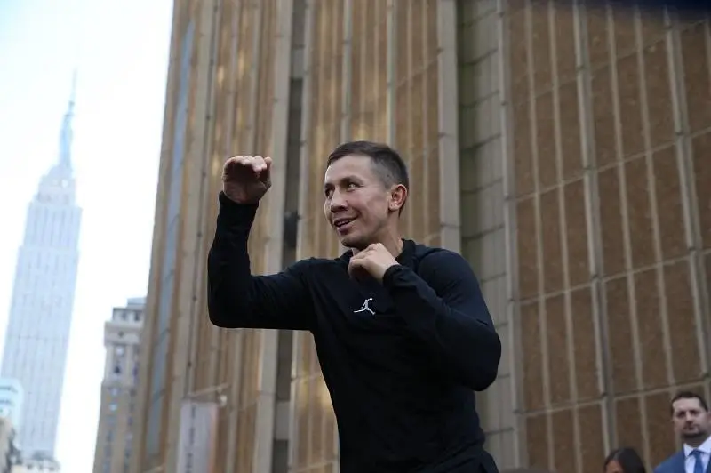 Канат Ислам оценил шансы Головкина на победу с Деревянченко