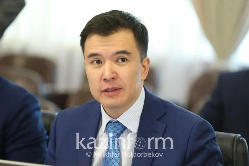 Какие секторы экономики больше всего пострадали от кризиса, рассказал Руслан Даленов