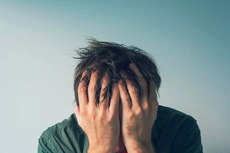 Как снизить психологическую тревогу во время пандемии, рассказал врач