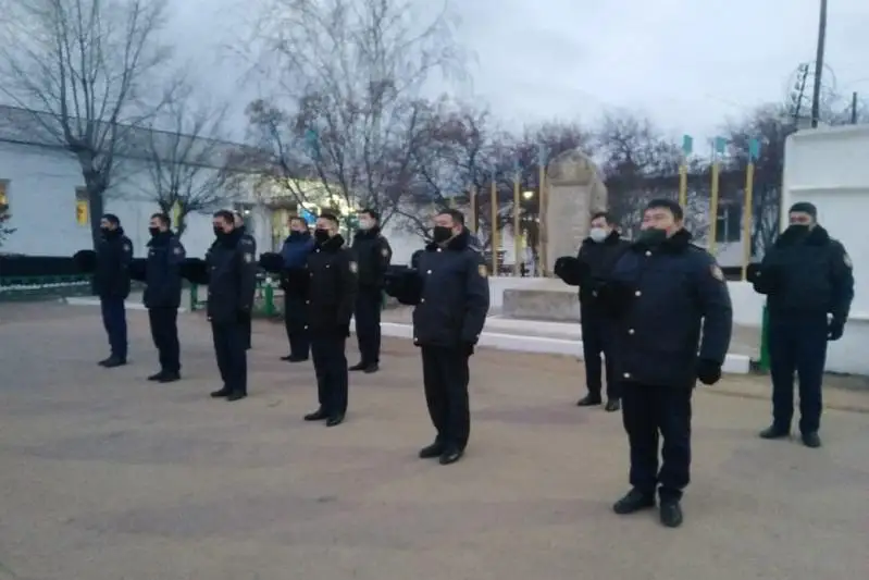 Минутой молчания почтили память погибшего коллеги сотрудники ДУИС по Акмолинской области