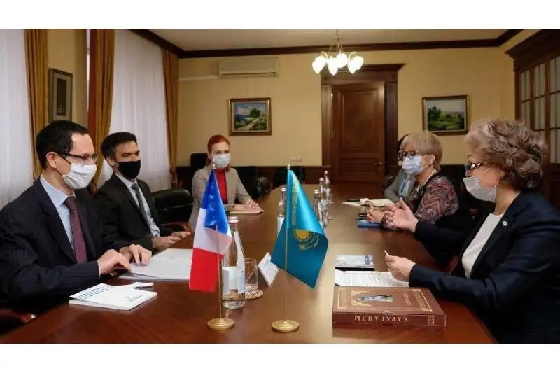 Сотрудничество с французскими вузами будут развивать университеты Караганды