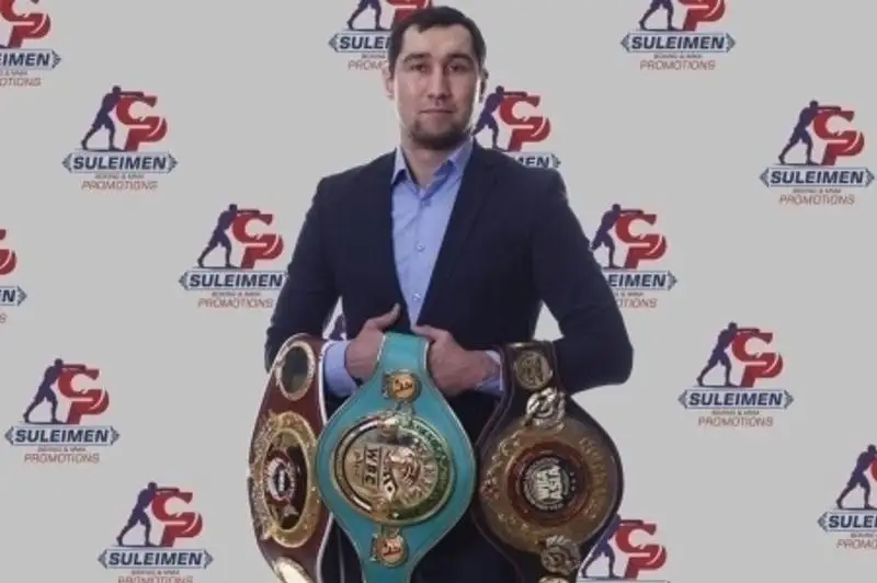 Небитый казахстанский боксер с тремя титулами взлетел в рейтинге WBC после победы нокаутом