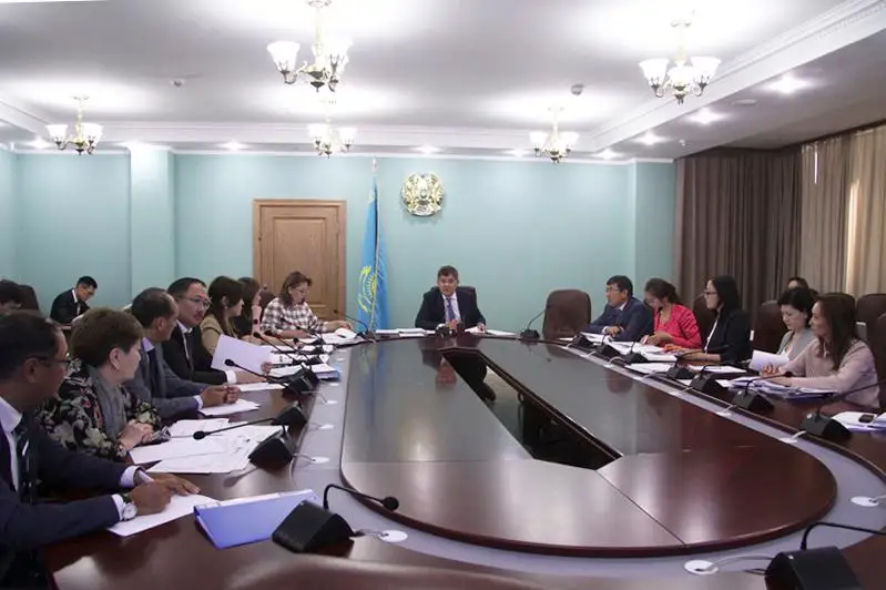 Меры по снижению младенческой и детской смертности обсудили в Минздраве