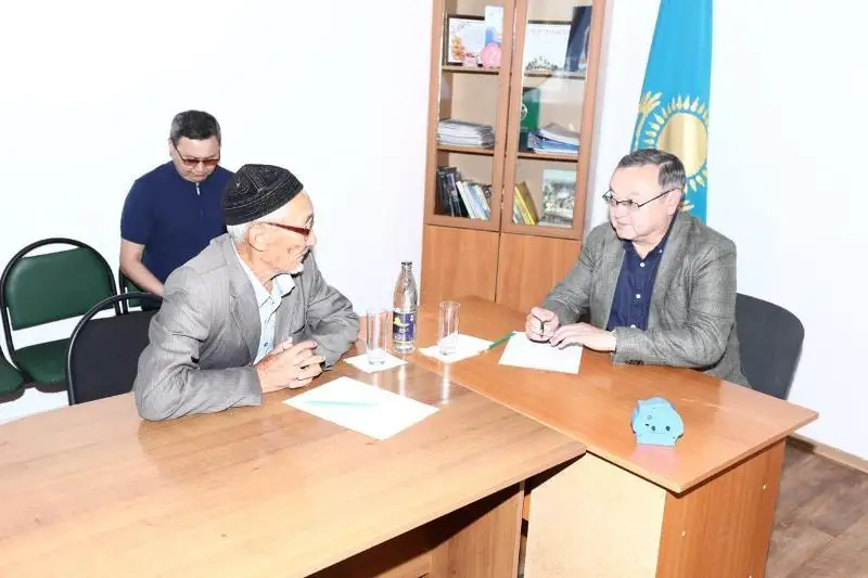 Аким Актюбинской области поручил руководителям предприятий решить вопрос с занятостью горожан