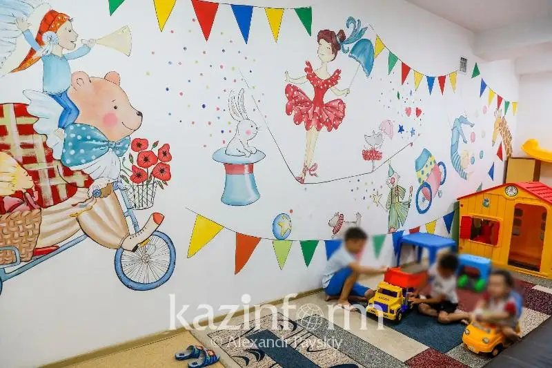 В Казахстане откроют восемь детских реабилитационных центров