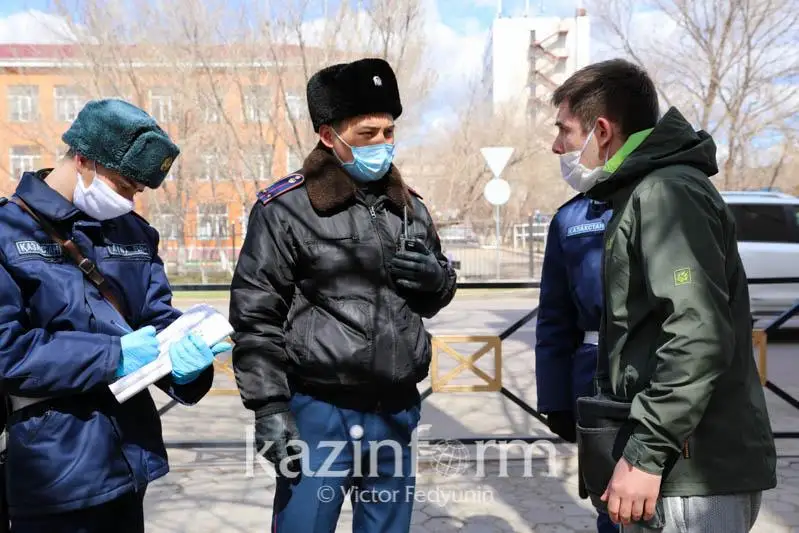 Людей на улицах Нур-Султана стало больше – в акимате прокомментировали ситуацию