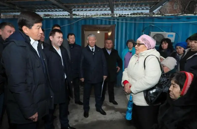Бауыржан Байбек встретился с жителями Шымкента