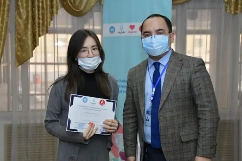 90 волонтеров-медиков подготовили на специальных курсах в столице