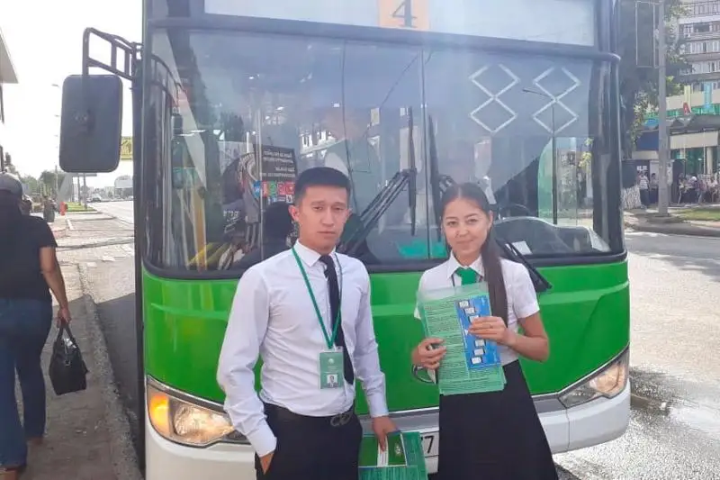 Семейчане могут получить государственные услуги в автобусах