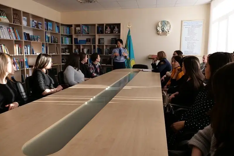 О законодательных новеллах в сфере борьбы с наркоманией рассказали студентам в СКО