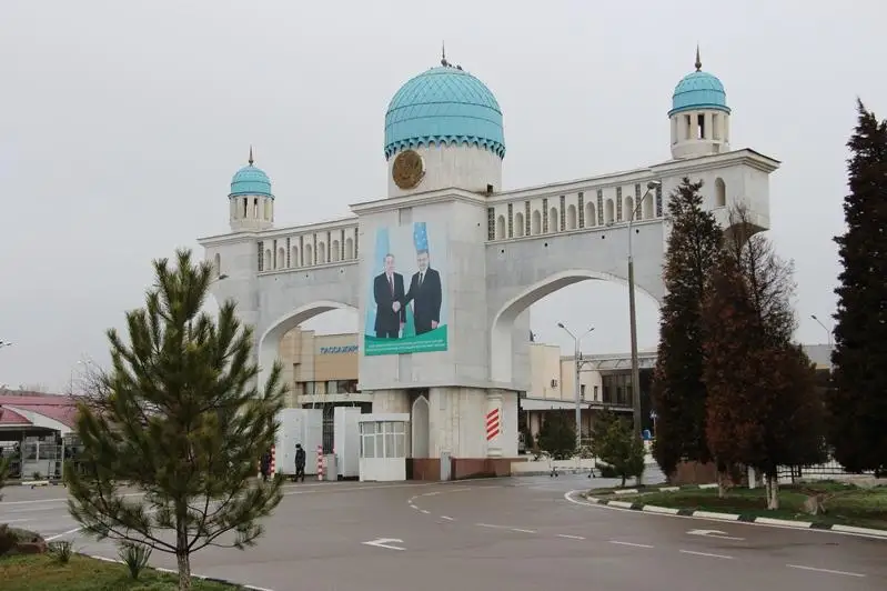 Таможенный комитет Узбекистана показал свою работу на приграничных постах изнутри