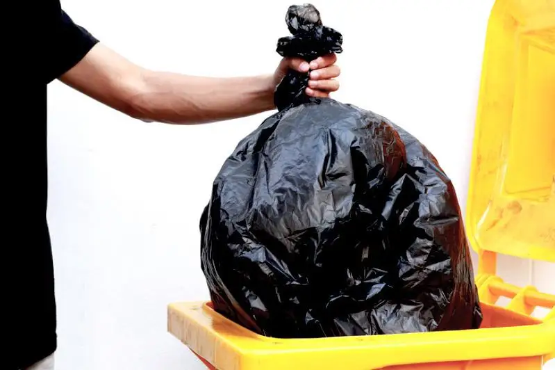 О повышении тарифа за вывоз мусора сообщили в Атырау