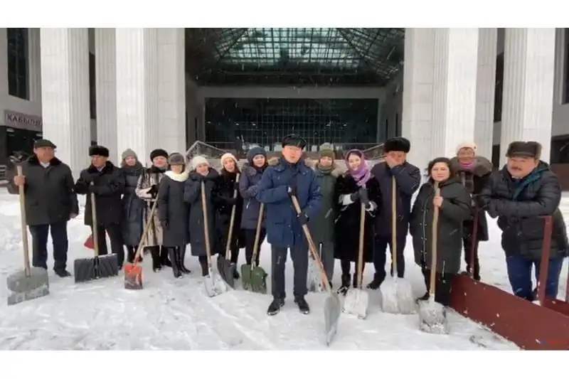 Сотрудники Конституционного Совета приняли челлендж #БізБіргеміз и передали эстафету Верховному Суду
