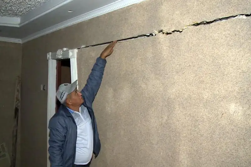 Жителей  аварийных общежитий переселят в новые дома в Атырау