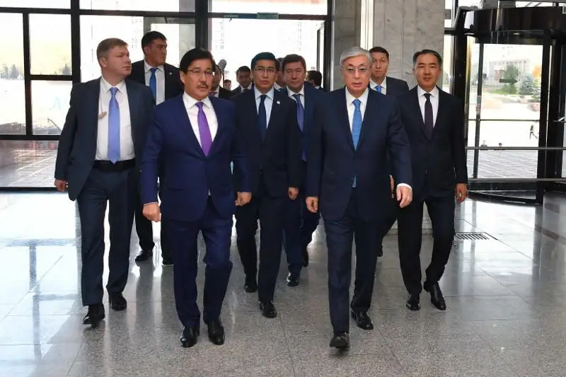 Глава государства посетил Казахский национальный университет имени аль-Фараби