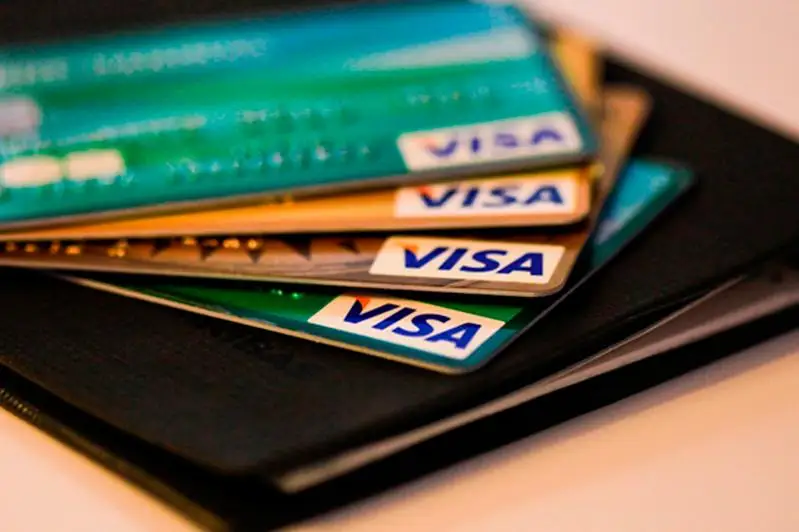 Для получения социальной выплаты в размере 42 500 тенге могут быть использованы карточные счета клиентов