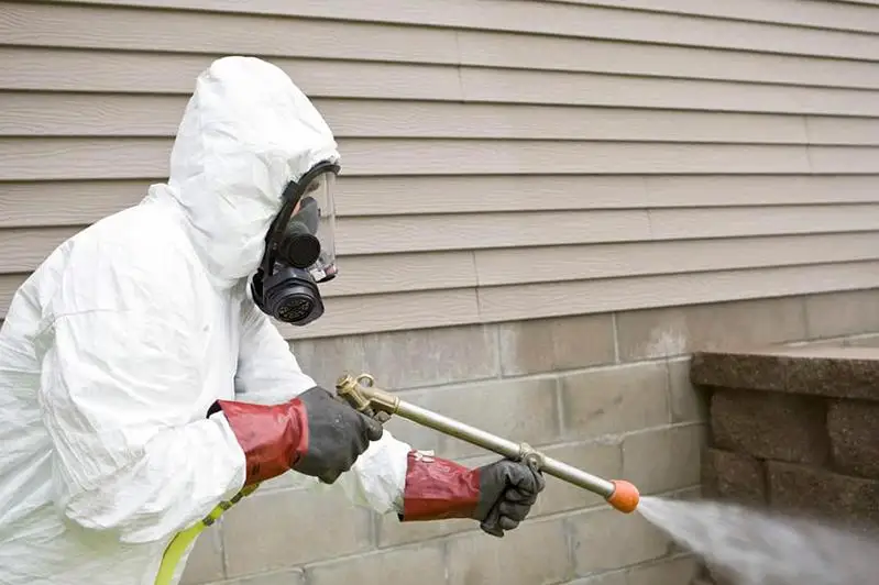 Подразделения биозащиты Вооруженных сил РК приступили к проведению дезинфекции территории и объектов