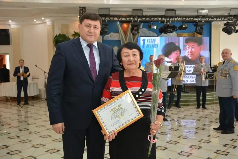 Пенсионеров полицейской службы наградили в СКО