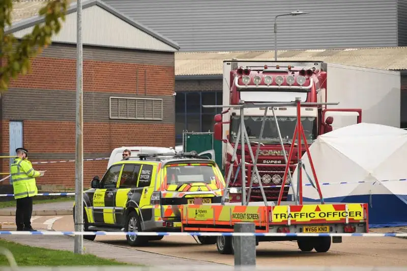 Смерть в грузовике: 39 тел найдено в британском Эссексе