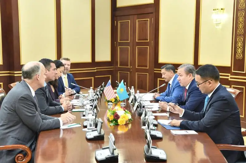 Нурлан Нигматулин встретился с конгрессменами США