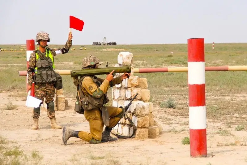 На Западе страны впервые прошли стрельбы огнеметных подразделений