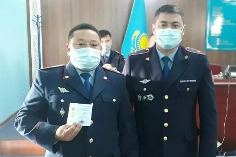 Медаль «Халық алғысы» получили 16 полицейских Алматинской области