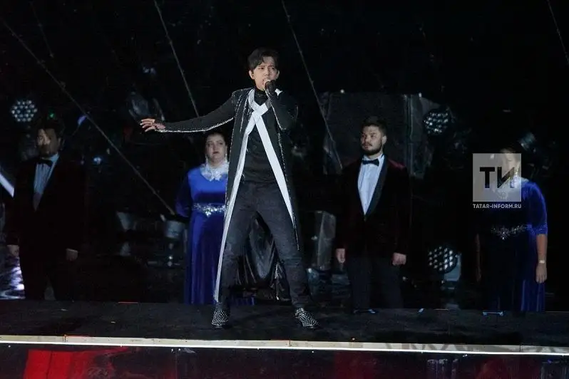 Триумфальное приземление в Казани: «космический» Димаш Кудайберген устроил ажиотаж в аэропорту