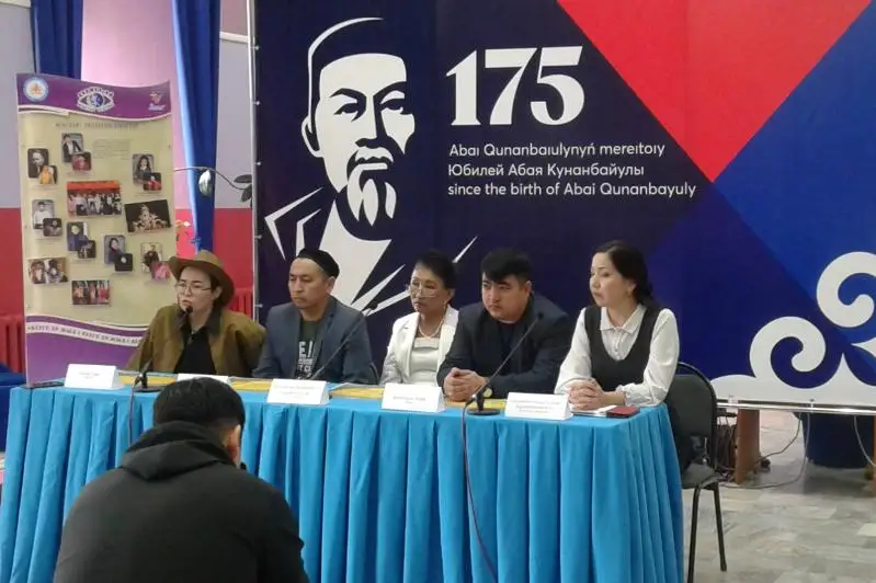 В честь 175-летия Абая молодежный театр готовит премьеру спектакля в Семее