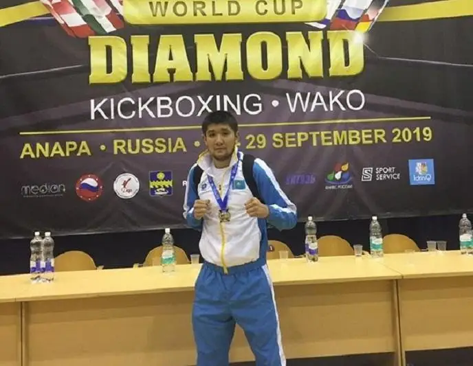 «Золото» Кубка мира по кикбоксингу завоевал павлодарский полицейский