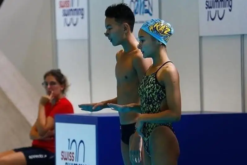 Казахстанки  завоевали 10 медалей на ЧА по водным видам спорта