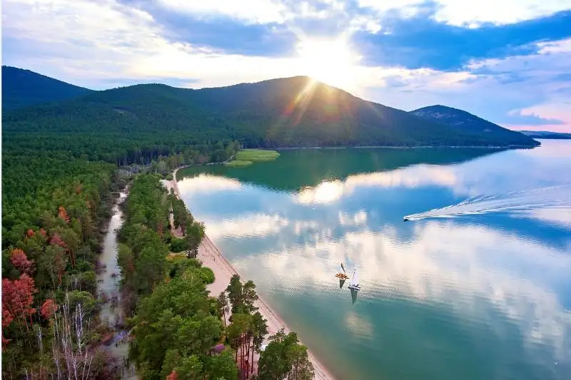 Велодорожки, конные прогулки, музей – чем будут привлекать туристов в курортную зону СКО