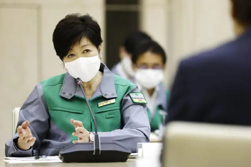 Токио поднял уровень тревоги до наивысшей отметки из-за коронавируса