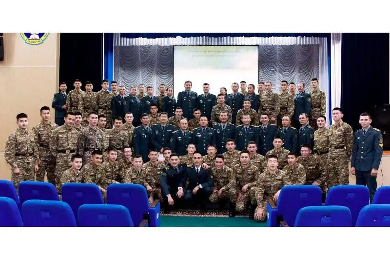 Профессиональный праздник отмечают военные связисты