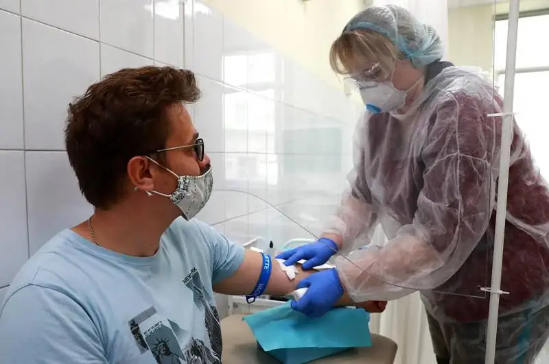 Власти Москвы опровергли сообщения о планах изолировать людей с иммунитетом к коронавирусу