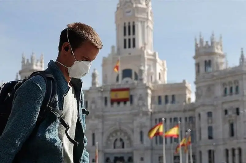 В Испании число новых случаев коронавируса выросло на 400% после отмены карантина