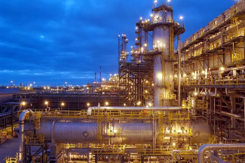 Вспышку коронавируса на Тенгизе объяснили в Минздраве