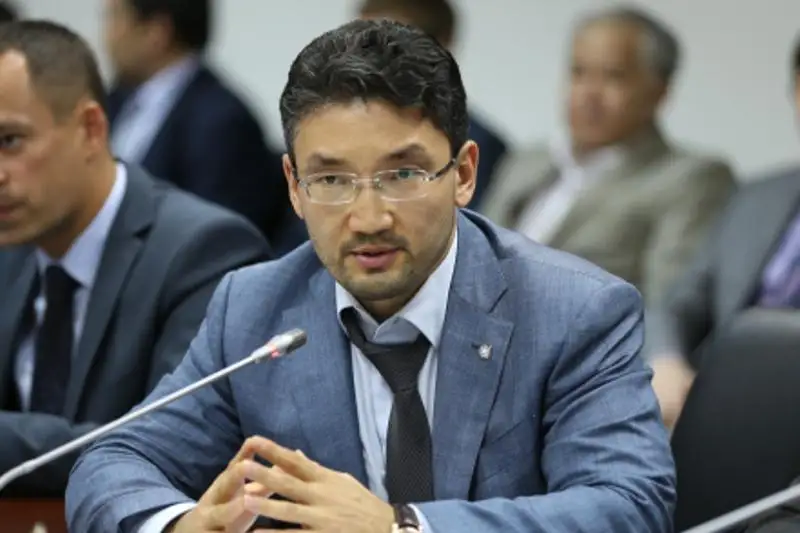 Что представляет собой казахстанская социальная модель, рассказал Рахим Ошакбаев