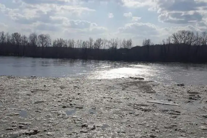 Павлодарец пытался утопиться в Иртыше после ссоры с девушкой