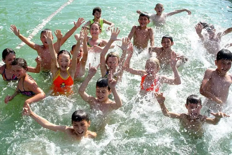 171 миллион тенге на летний отдых учащихся выделили в ЗКО