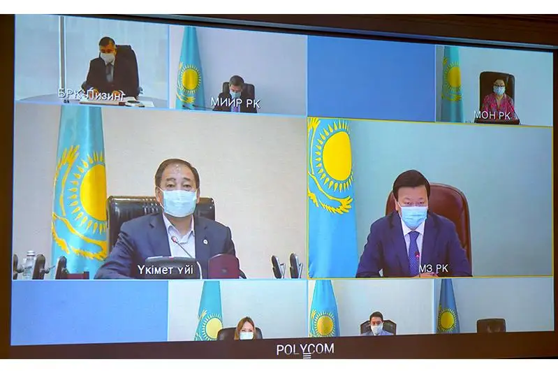 Оперштаб по коронавирусу: решено приобрести еще 1600 аппаратов ИВЛ и 800 машин скорой помощи