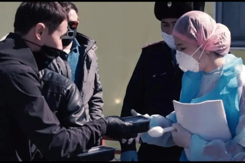 Горячие обеды на блокпосты привезли карагандинские  предприниматели