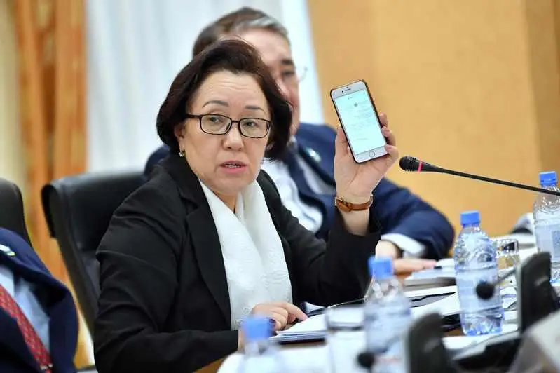 Сенатор Сауле Айтпаева не дозвонилась до бесплатных адвокатов