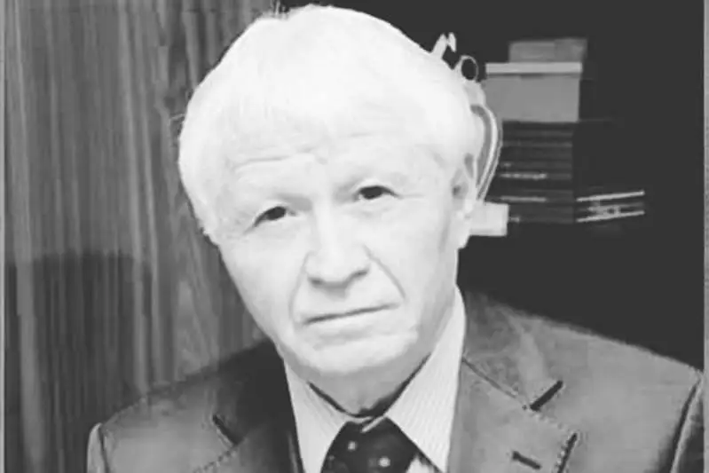 Глава государства выразил соболезнования семье Бекета Махмутова