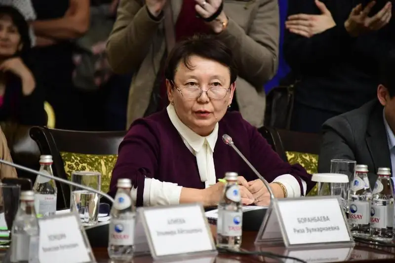 Эксперты Алматы поддерживают инициативу Минздрава РК об обязательной вакцинации