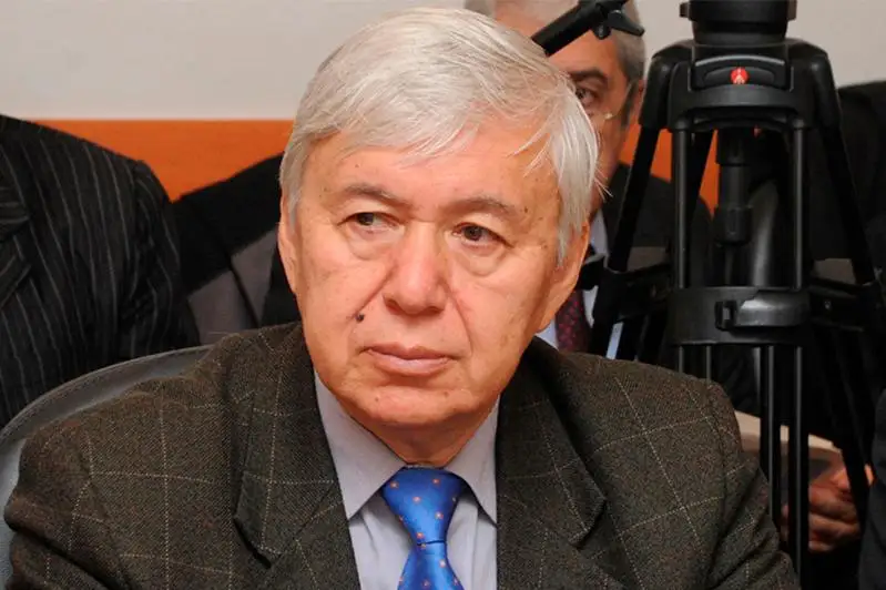 Не исключено проведение выборов в Казахстане в онлайн формате - политолог Юрий Булуктаев