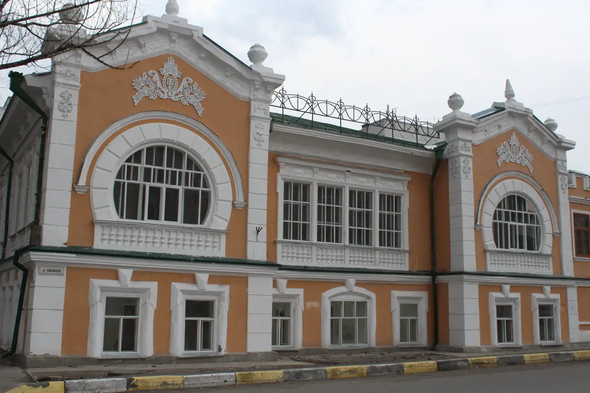 Загадка Дома невесты в Петропавловске