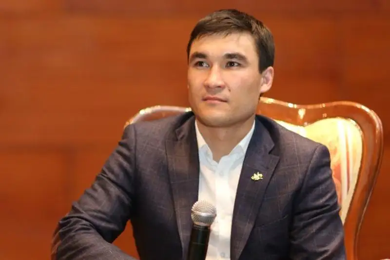 Серик Сапиев дал советы молодым специалистам «Самрук-Қазына»