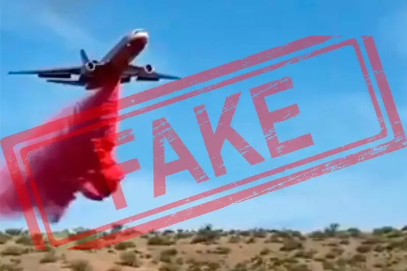 Распыляющий красную жидкость над Мангистау самолет назвали фейком