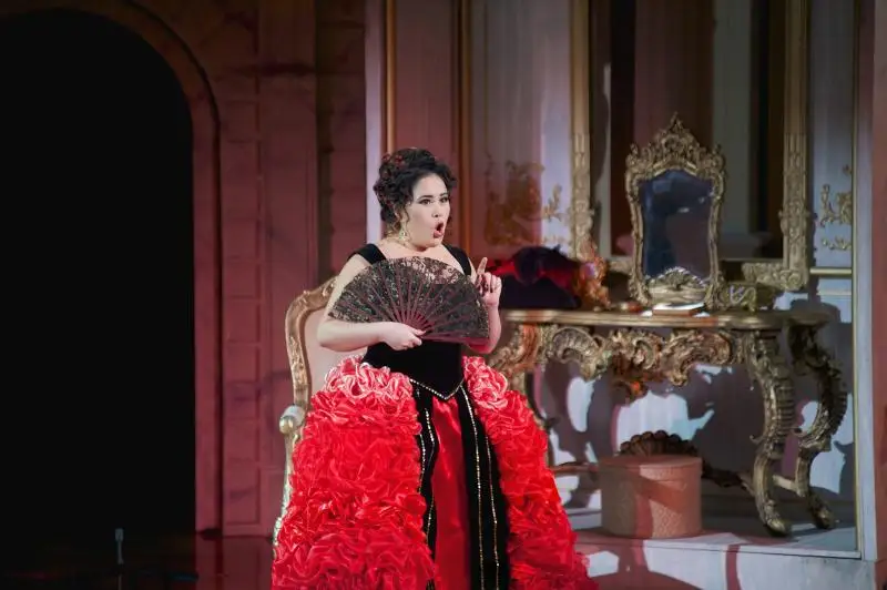 «Астана Опера» покажет оперу-фарс «Шелковая лестница» в Караганде